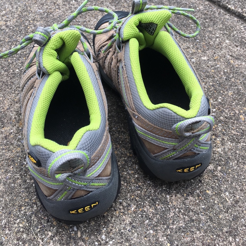 Keens hiking shoes/boots - Picture 5 of 5